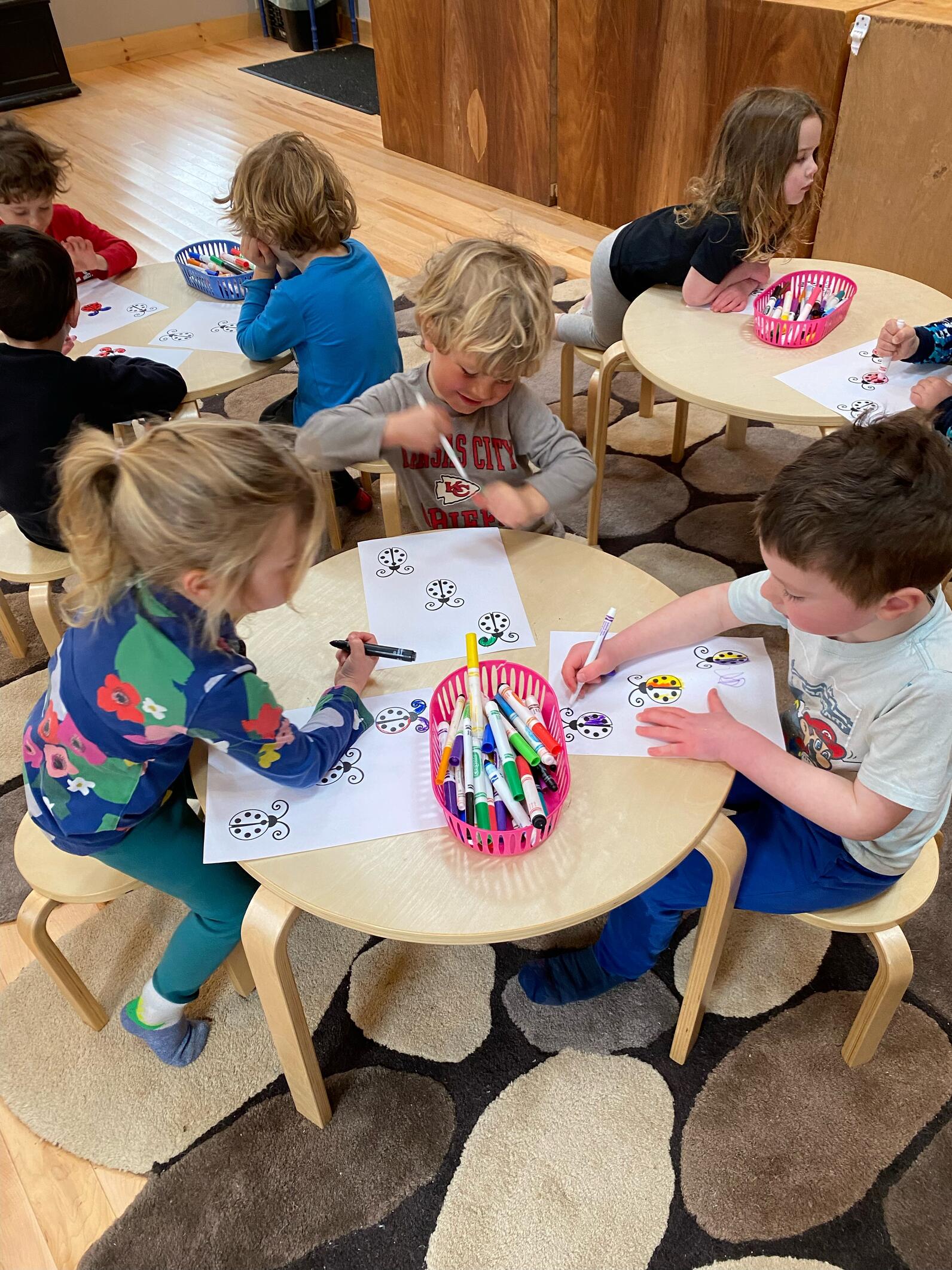 children color ladybugs