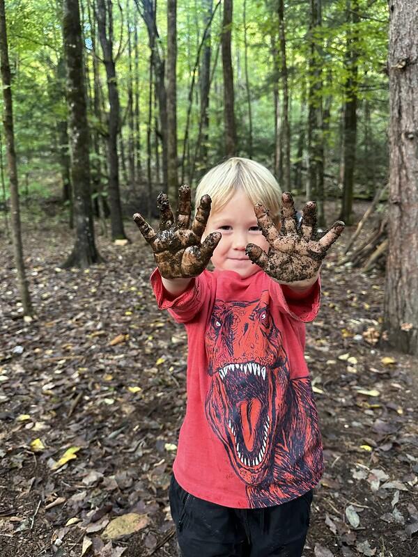 muddy hands